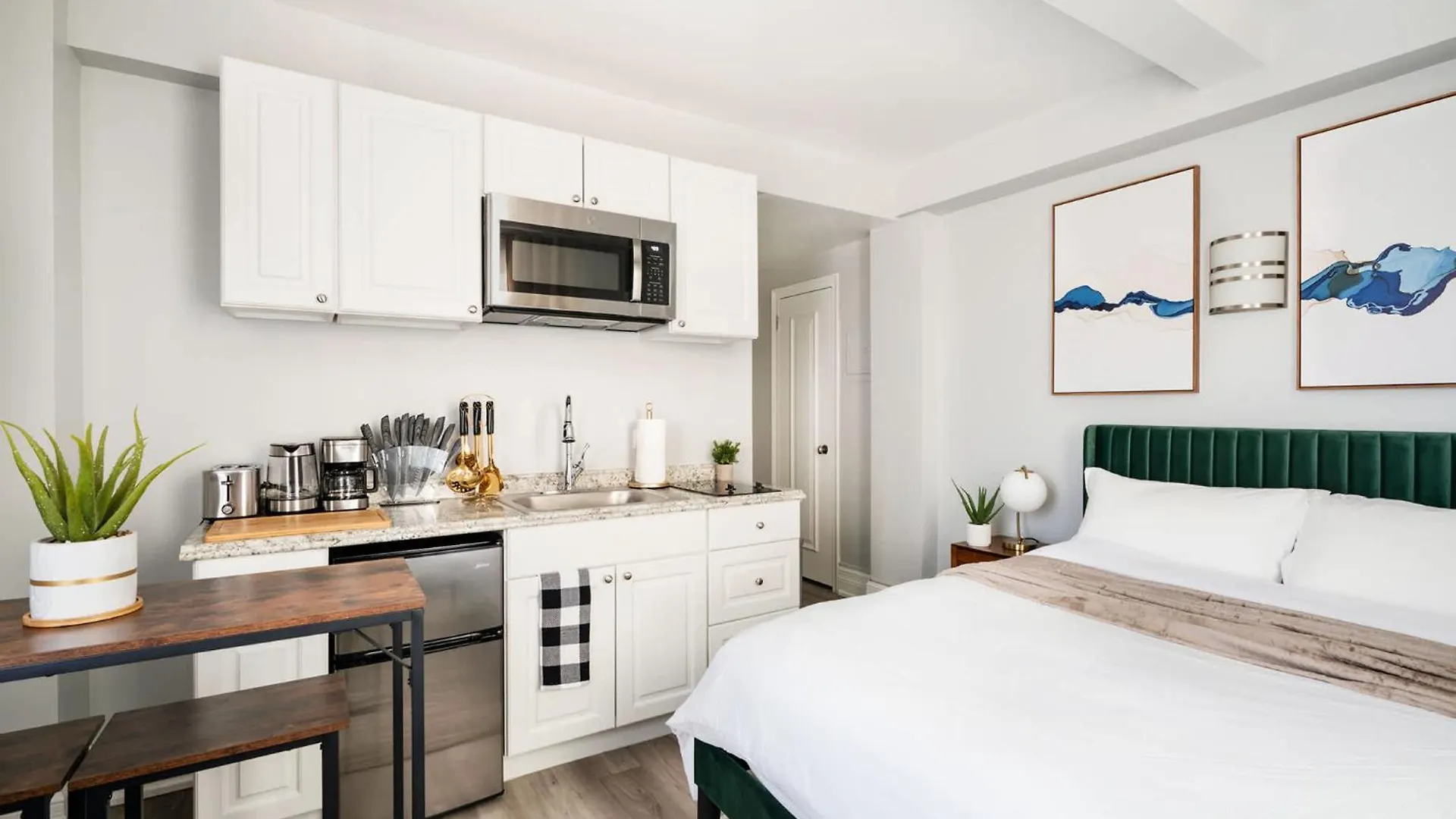 Apartment 73-1504 Newly Reno Studio Uws Doorman Gym Laundry New York United States